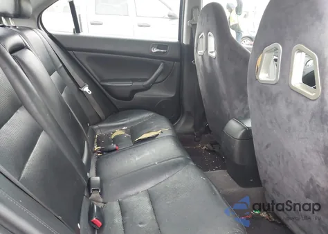 2004 Acura Tsx z USA, uszkodzony, nr VIN JH4CL96884C021865